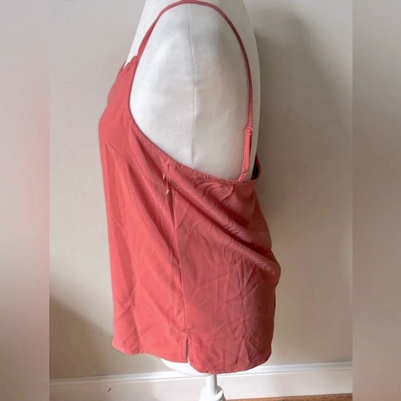 Halogen V Neck Camisole Top Womens Small Rose Adjustable Spaghetti Straps - Picture 3 of 10
